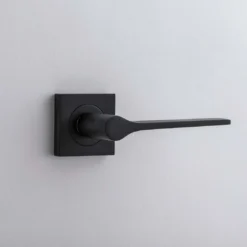 Como Door Lever Square Rose - This Old House