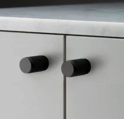 FURNITURE KNOB / CROSS / BLACK - This Old House