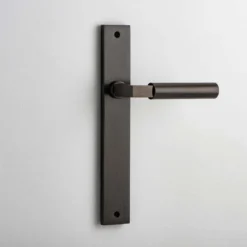 Berlin Door Lever On Rectangular Backplate - This Old House