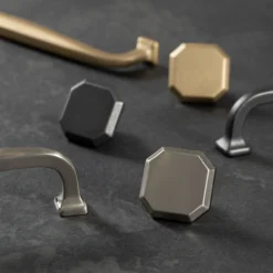 Jago Knob - This Old House