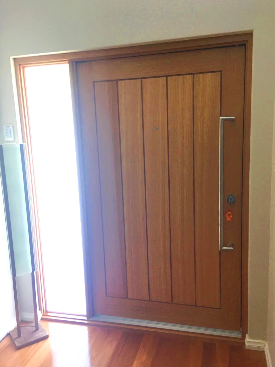 V23 Offset Pull Handle - This Old House - Image 2